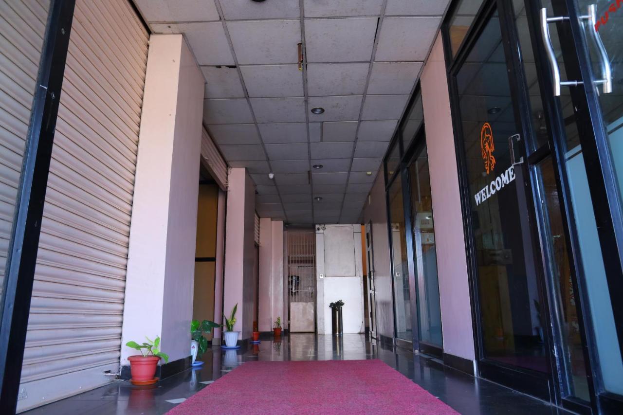 Ramanilayam Tourist Home Ambalapulai Exterior photo